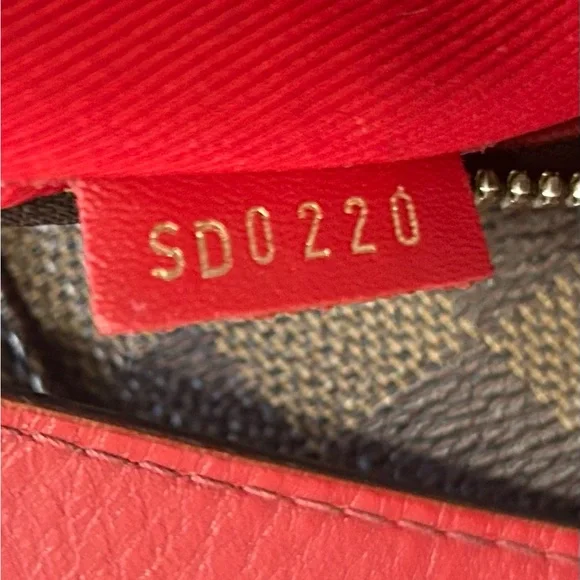 Louis Vuitton South Bank Besace - Picture 8 of 16